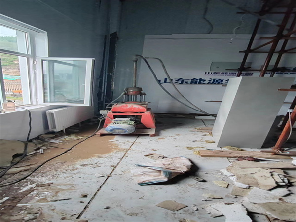 凤凰地基基础下沉墙体裂缝加固注浆顶升施工